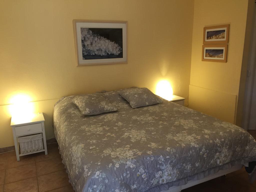 Gil'S Guest Rooms Neve Zohar Zimmer foto