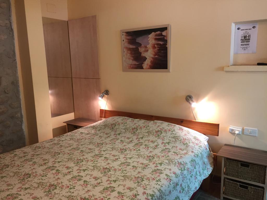 Gil'S Guest Rooms Neve Zohar Zimmer foto